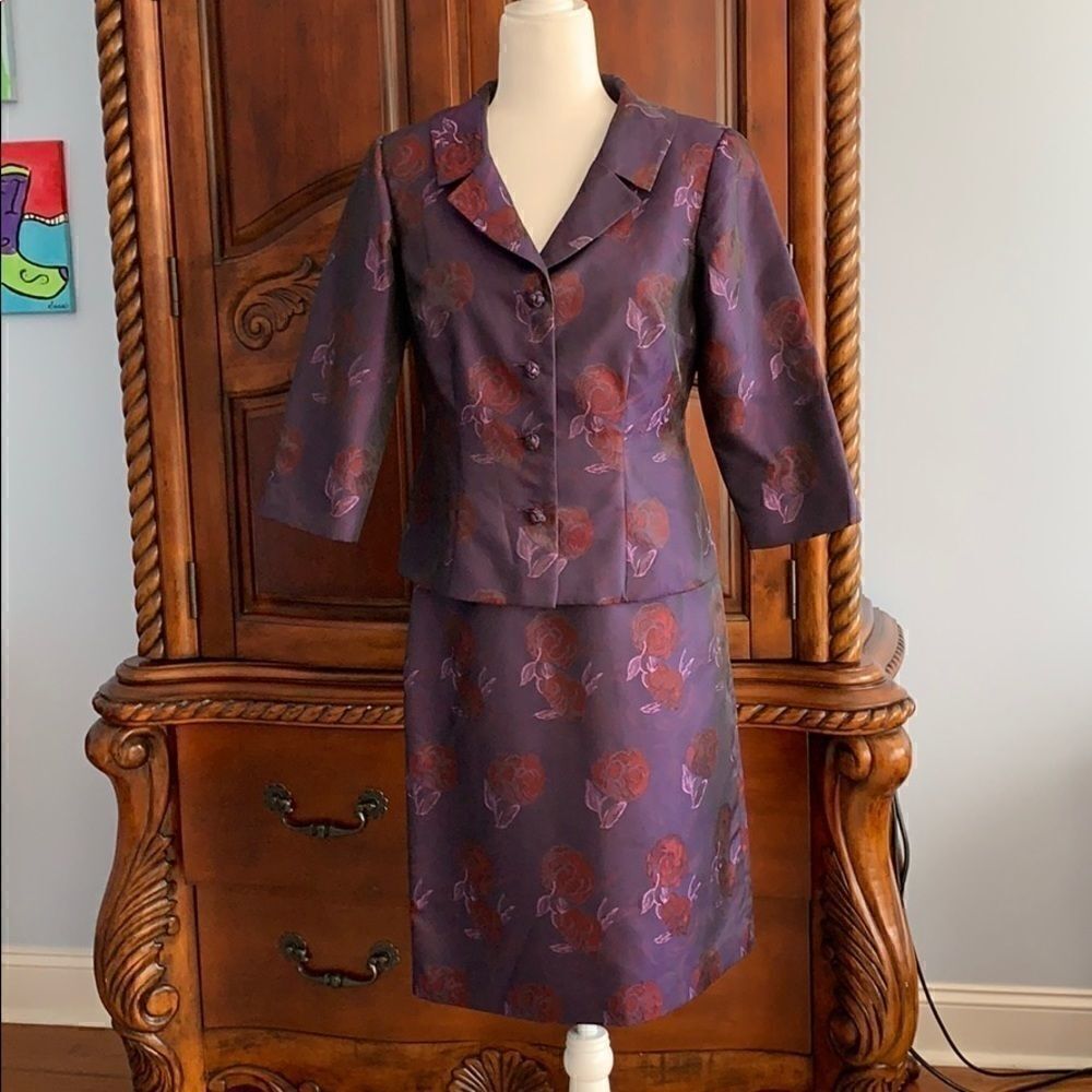 Cynthia Howie Maggie Boutique skirt suit- 6P